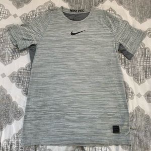 Boys Nike Pro Dri-Fit shirt. Size: XL